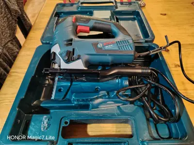 Sierra caladora Bosch Professional con estuche - miniatura 3