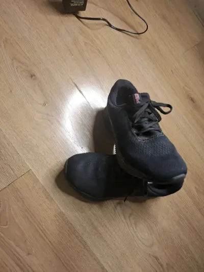 Zapatillas deportivas negras para hombre - miniatura 1