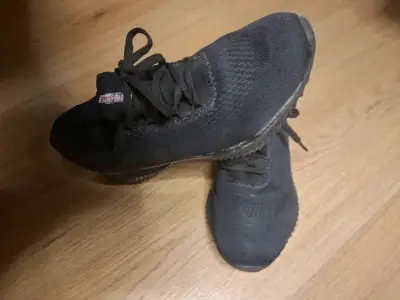 Zapatillas deportivas negras para hombre - miniatura 4