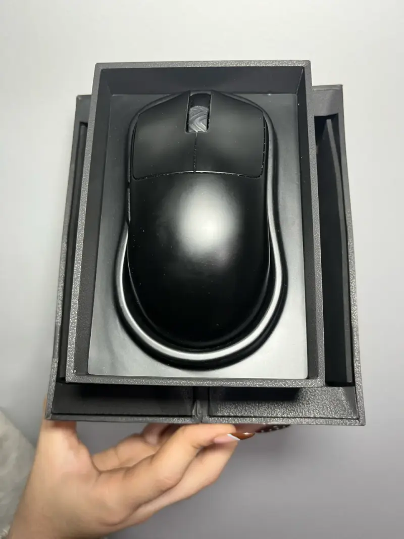 Mouse inalámbrico Gamer Scyrox V6 8K - 2