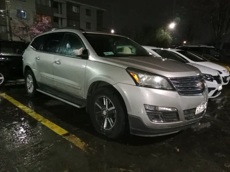 Chevrolet Traverse SUV 2013 en buen estado - 3