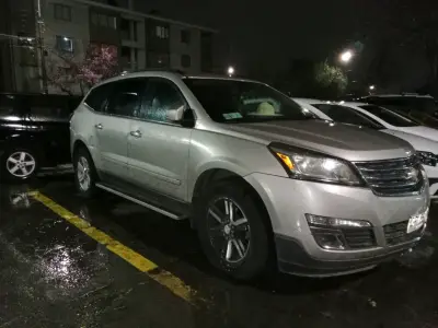 Chevrolet Traverse SUV 2013 en buen estado - miniatura 4