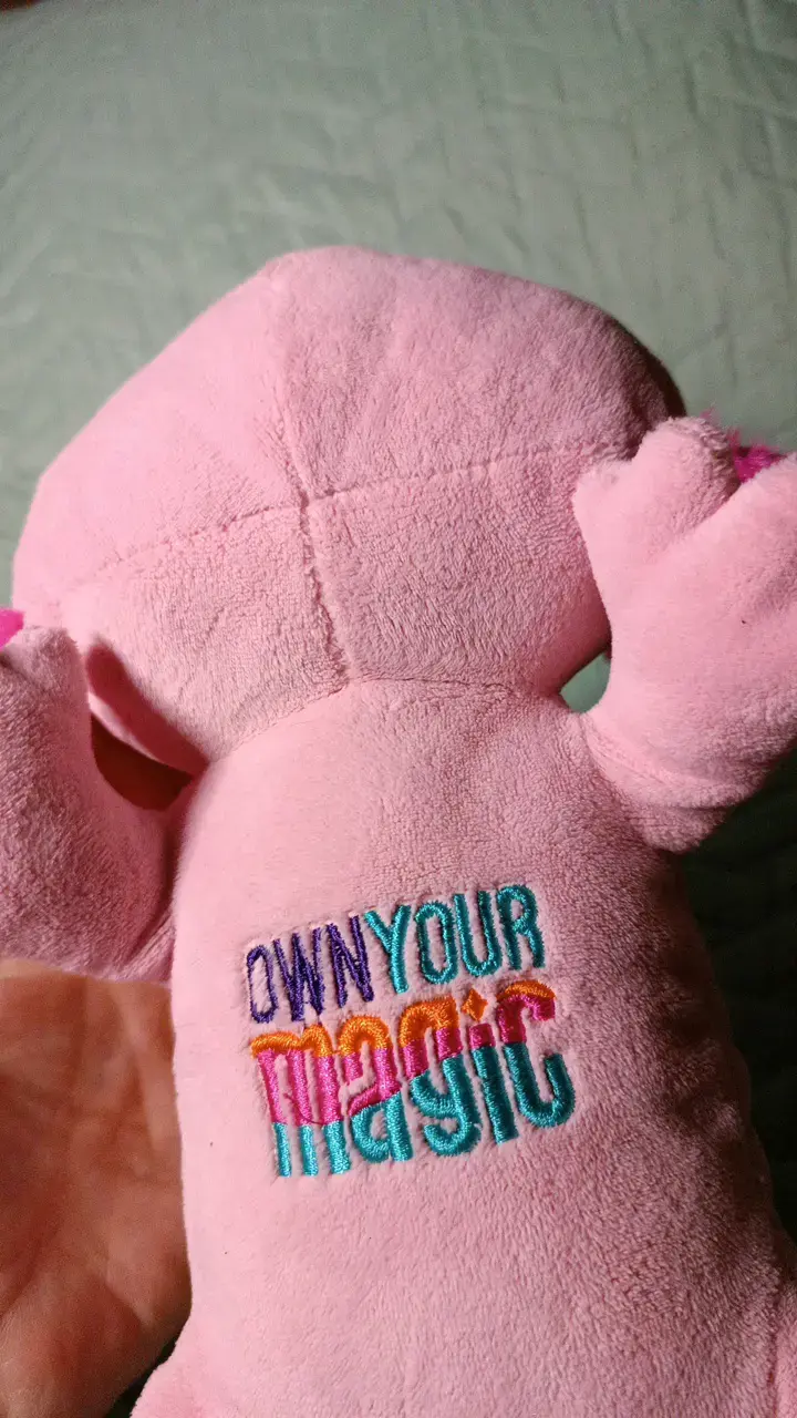 Peluche de ajolote rosado suave y adorable - 5