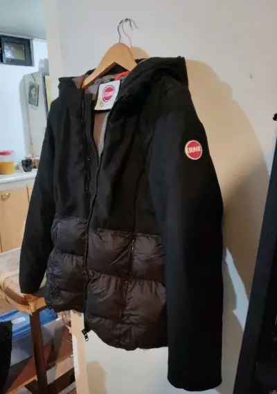 Chaqueta negra Colmar con capucha - miniatura 5
