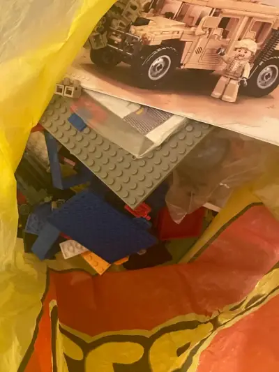 Surtido de bloques de construcción (tipo lego) - miniatura 3