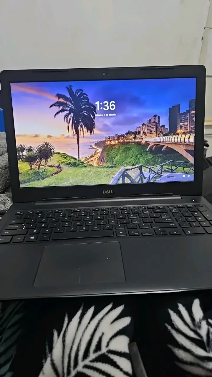 Laptop Dell en buen estado - 5