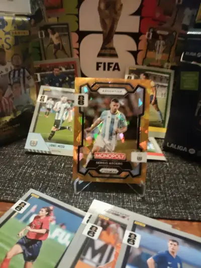 Cartas Sergio Kun Agüero Panini Monopoly Prizm - miniatura 4