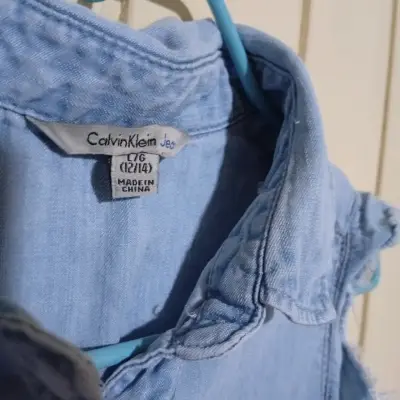 Vestido de mezclilla sin mangas Calvin Klein - miniatura 2