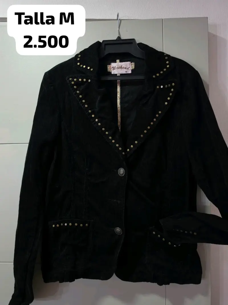 Chaqueta de pana negra con tachas talla M