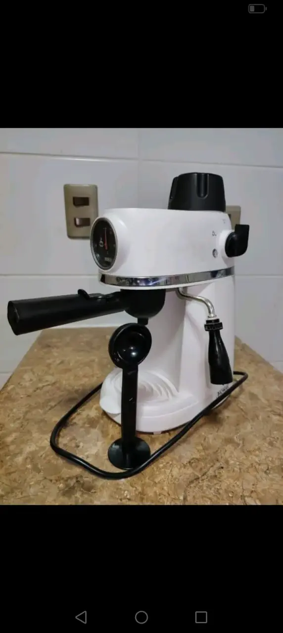Cafetera espresso Thomas blanca con vaporizador - 1