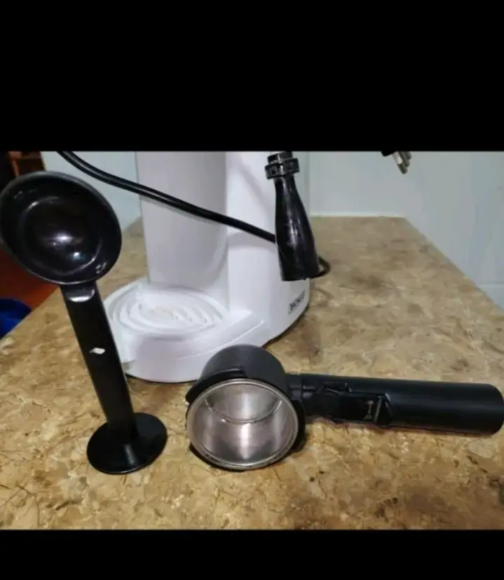 Cafetera espresso Thomas blanca con vaporizador - 3
