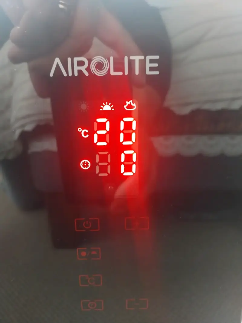 Calefactor eléctrico de vidrio Airolite - 6