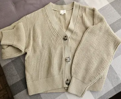 Cárdigan Beige de Punto para Mujer - miniatura 3
