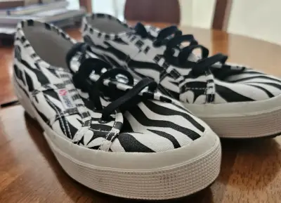 Zapatillas Superga con diseño de cebra - miniatura 2