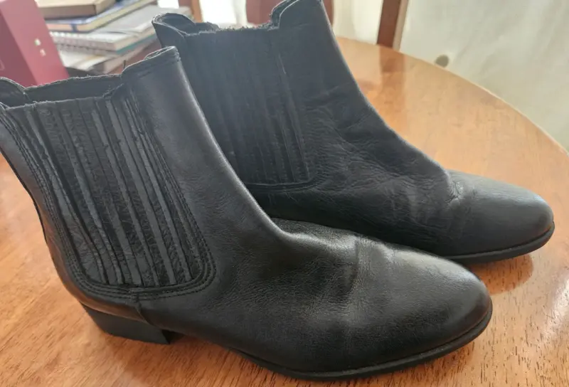 Botines negros de cuero Zara Basic - 1