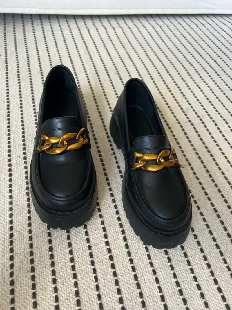 Mocasines negros con cadena dorada talla 36 dama - 3