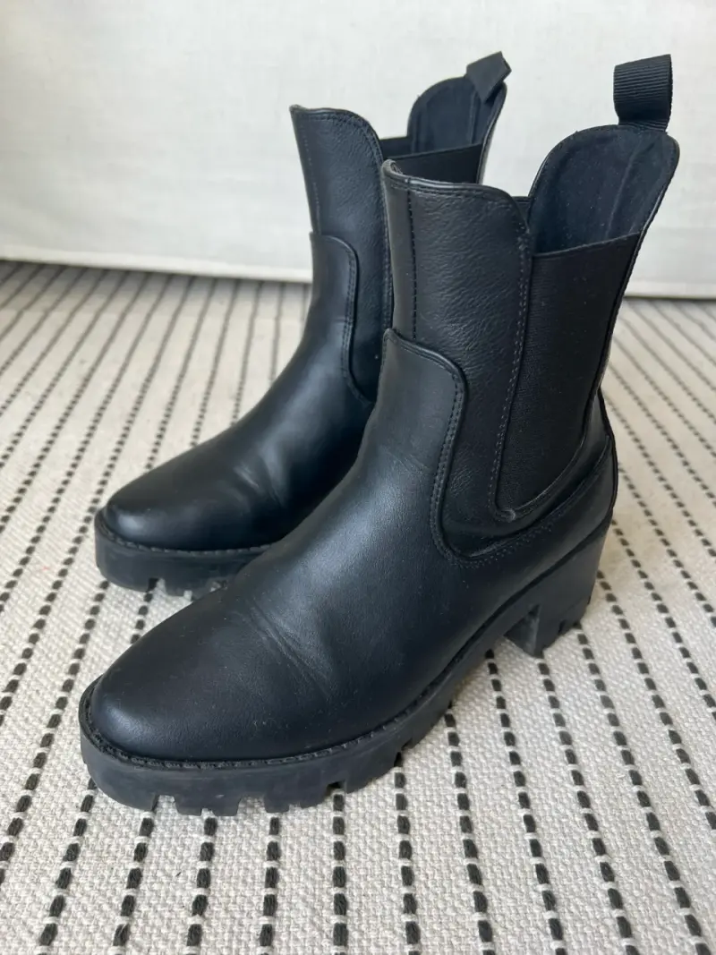Botines de dama negro con plataforma talla 36 - 1
