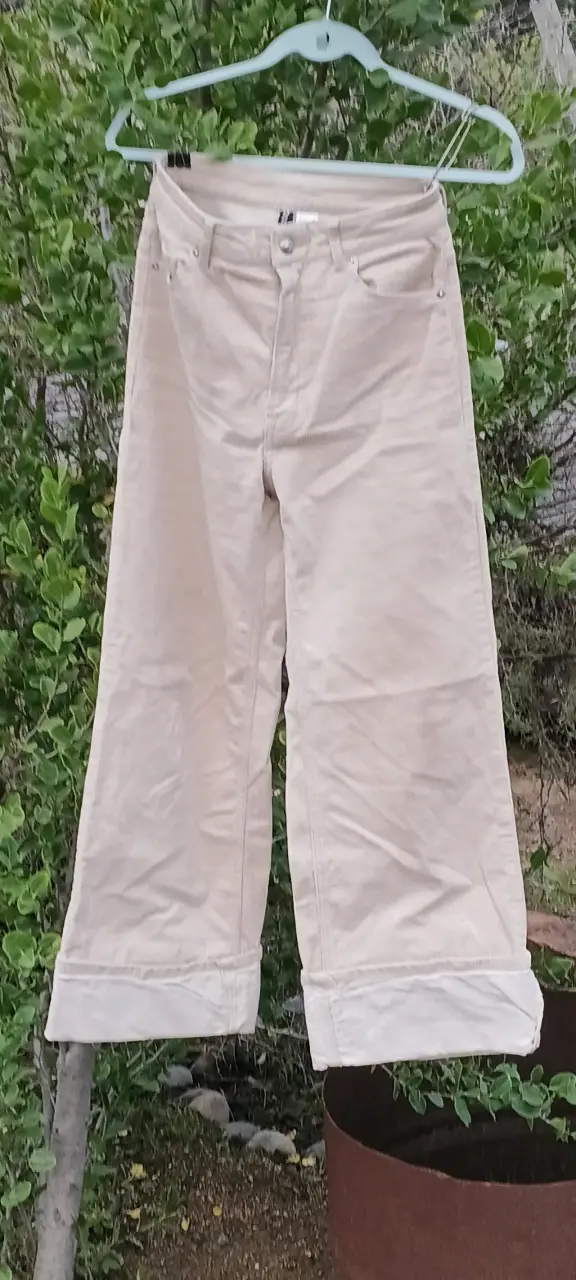 Pantalones beige de cotele para mujer - 2