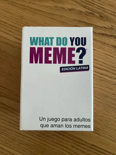 Juego de mesa What Do You Meme? Edición Latina - miniatura 1