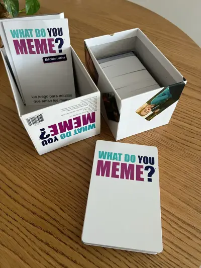 Juego de mesa What Do You Meme? Edición Latina - miniatura 3