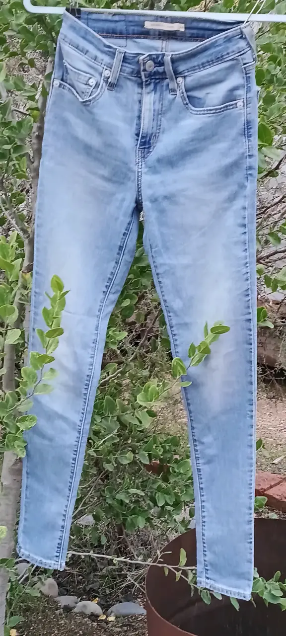 Jeans Levi's 721 High Rise Skinny Mujer Talla 24 - 1