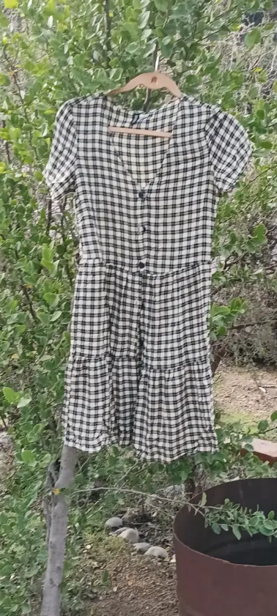 Vestido a cuadros H&M con botones - miniatura 1
