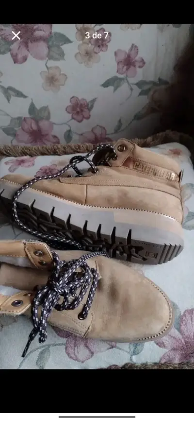 Botas Caterpillar de cuero beige para hombre - miniatura 4