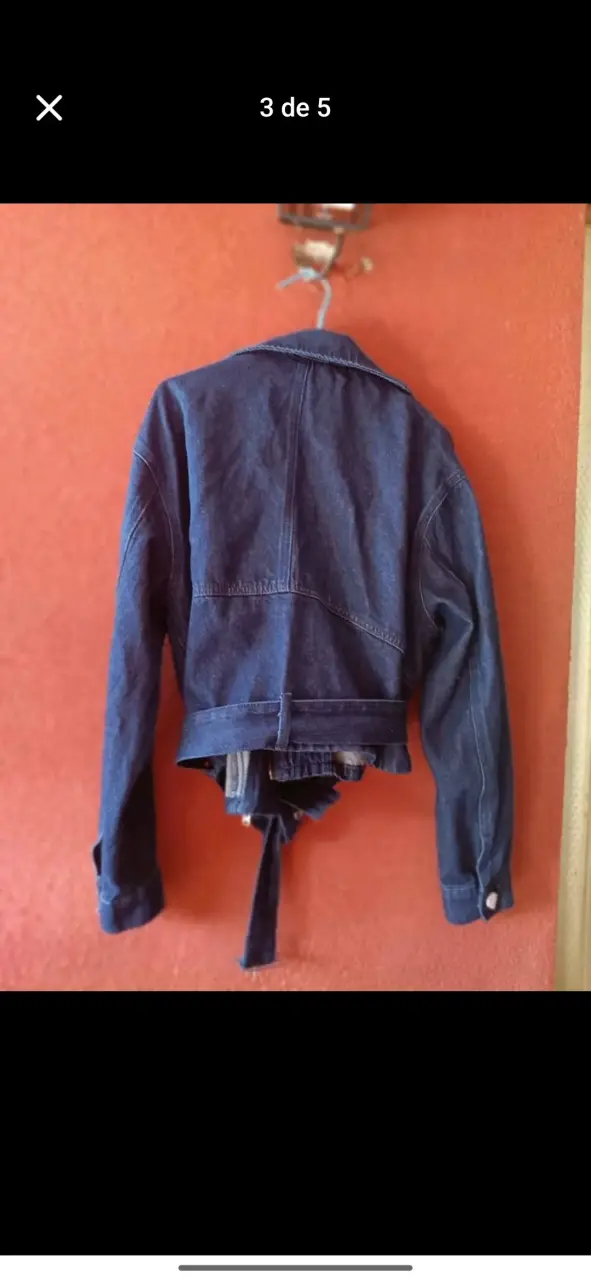 Chaqueta de mezclilla azul con cinturón - 2