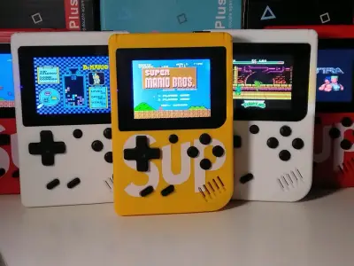 Consola portátil retro SUP con juegos clásicos - miniatura 1
