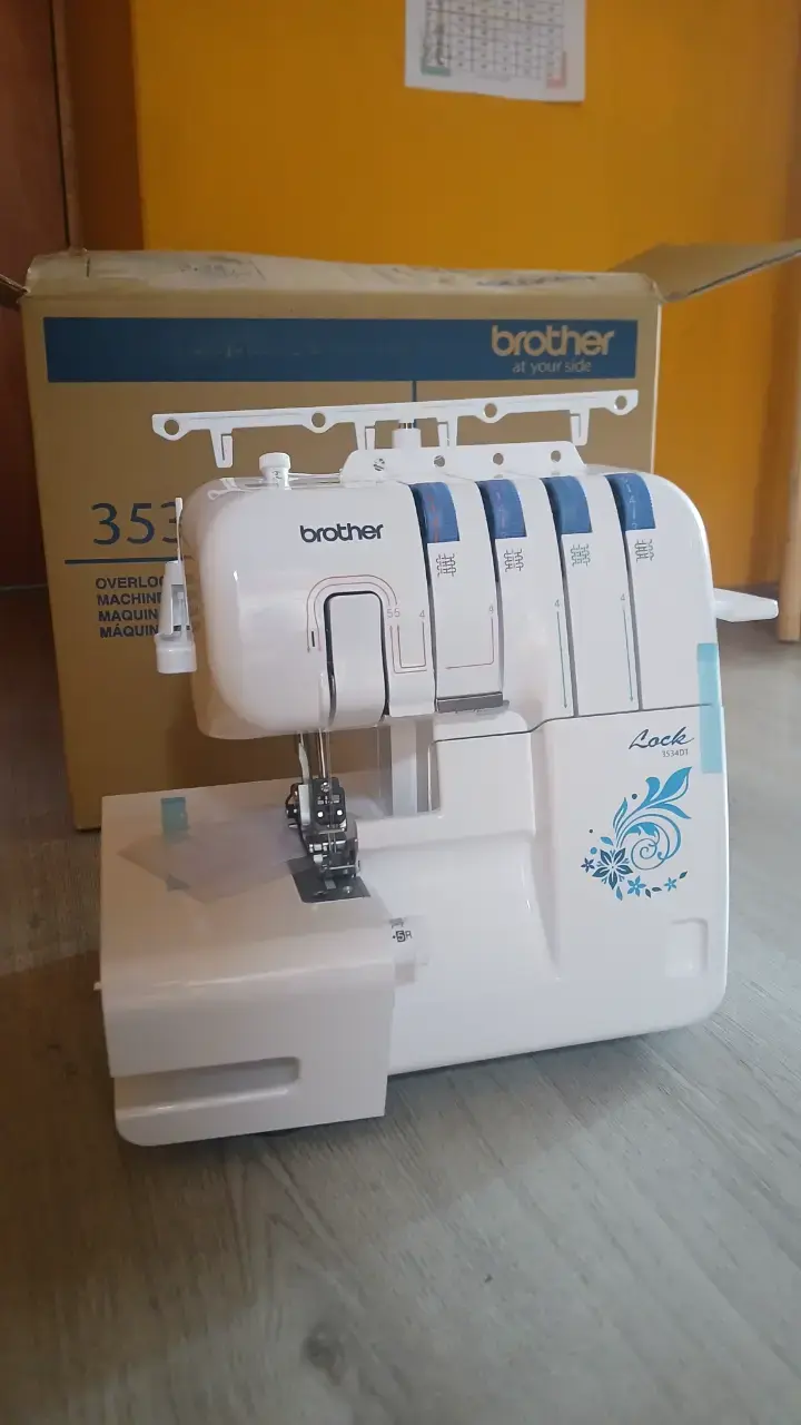 Máquina Overlock Brother 3534DT Impecable - 2