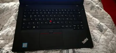 Laptop Lenovo ThinkPad Intel Core i5 en buen estado - miniatura 1