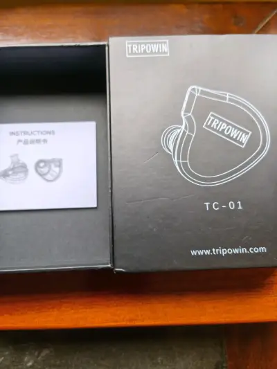 Auriculares In-Ear Tripowin TC-01 con Estuche - miniatura 3