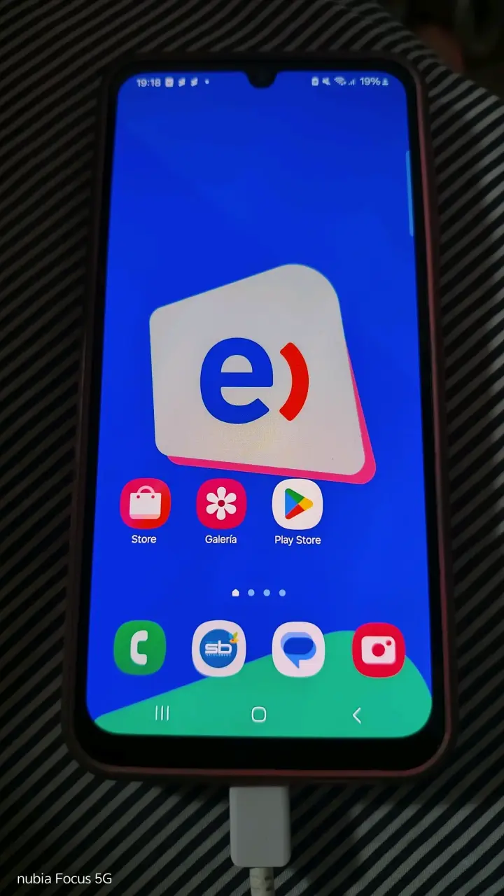 Samsung a25 5g 128gb - 1
