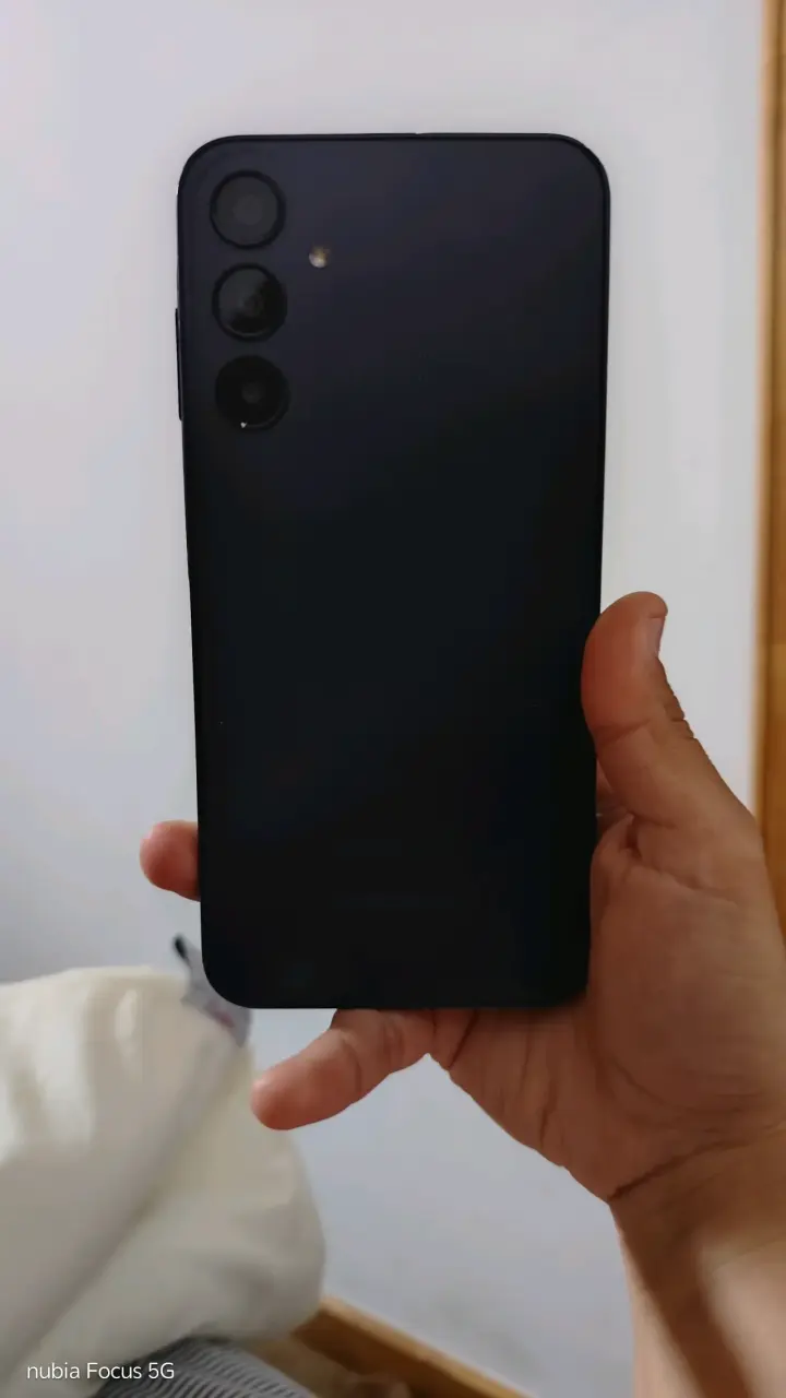 Samsung a25 5g 128gb - 3