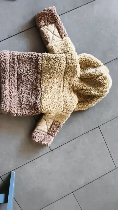 Chaqueta de lana para niños con capucha - miniatura 3