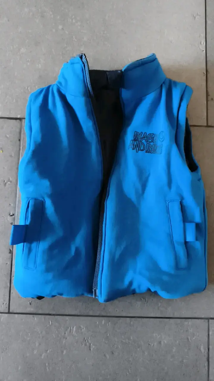 Chaqueta reversible azul para niños - 4