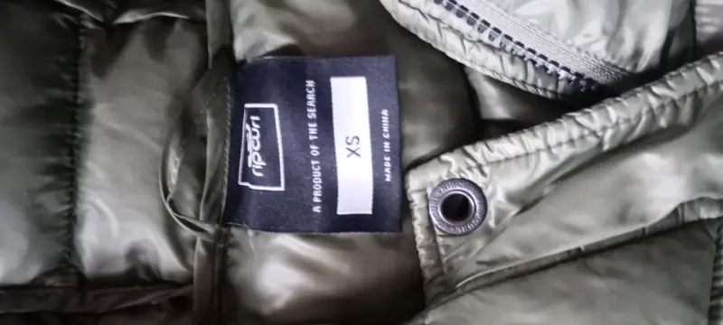 Chaqueta acolchada verde con capucha para mujer - 3