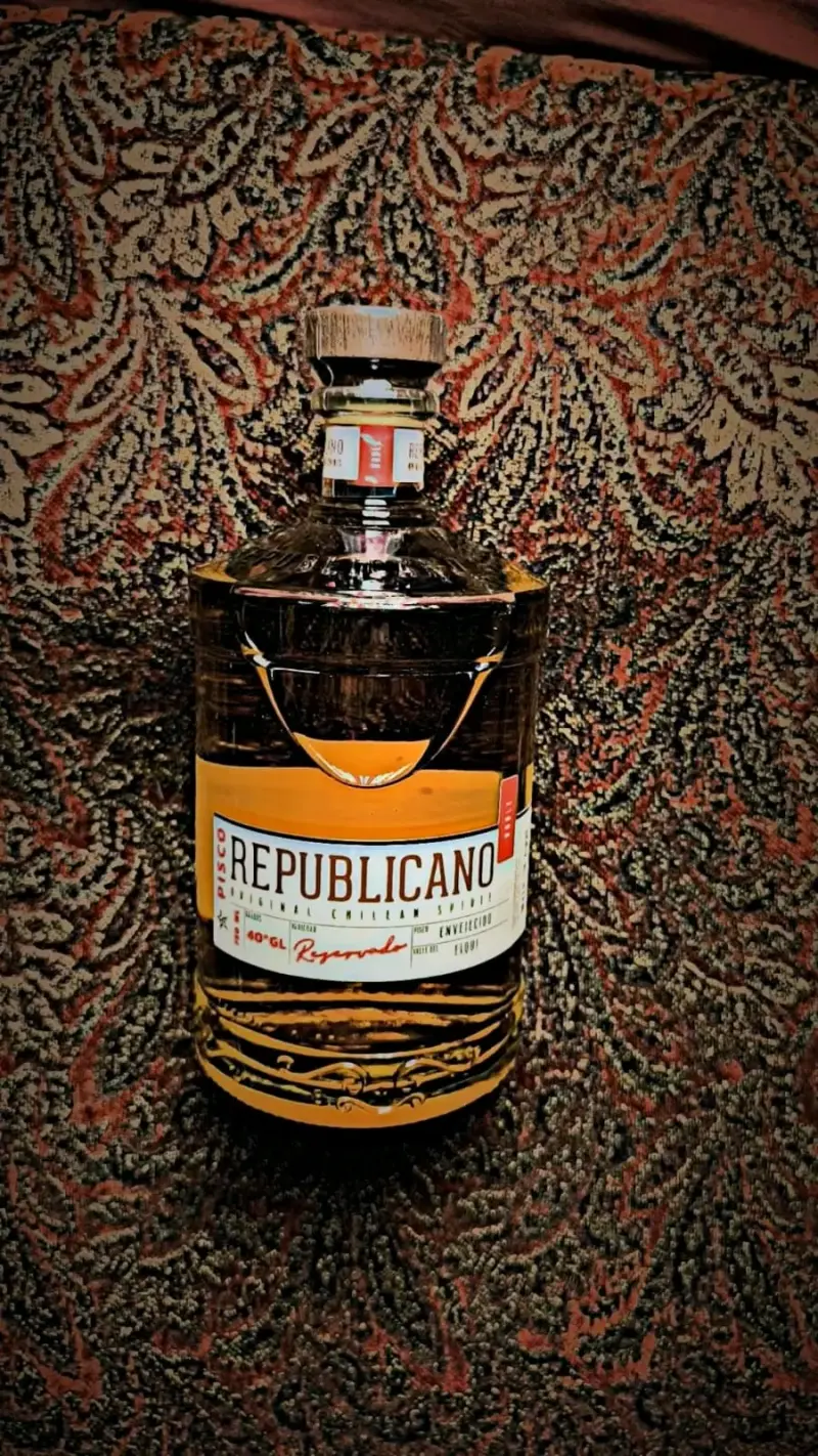 Pisco Republicano Envejecido 40° 1L