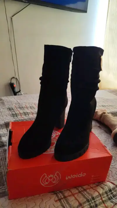 Botas negras de tacón alto Weide - miniatura 2