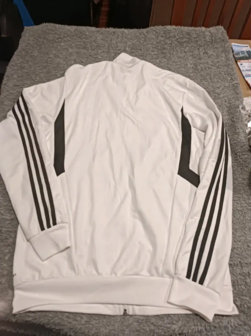 Chaqueta deportiva blanca Adidas AEROREADY - 2
