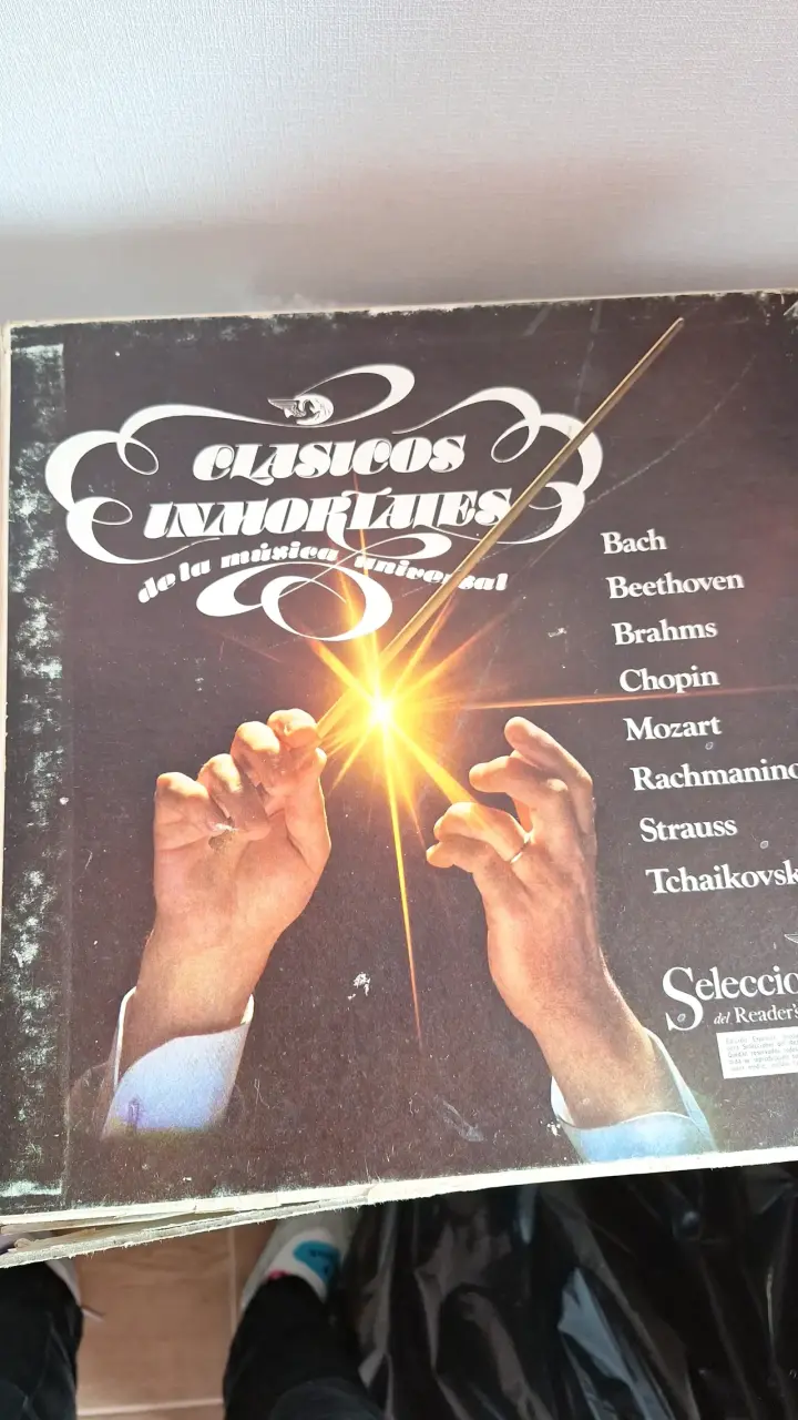 Colección de Vinilos Clásicos Inmortales y El Mundo Maravilloso de la Música - 2