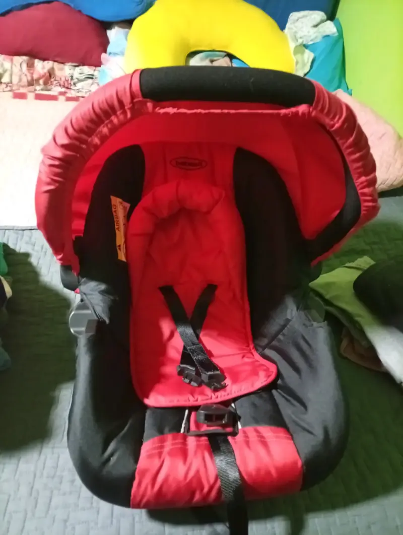 Silla de Auto para Bebé Bebesit Roja