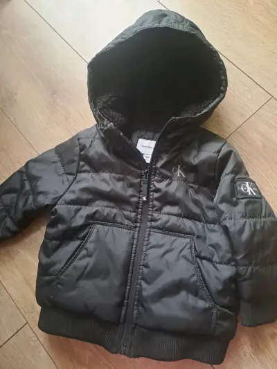 Chaqueta negra talla 18meses - miniatura 1
