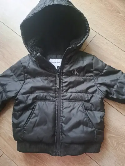 Chaqueta negra talla 18meses - miniatura 3