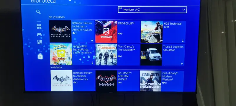 Consola PS4 con dos controles y juegos incluidos - 4