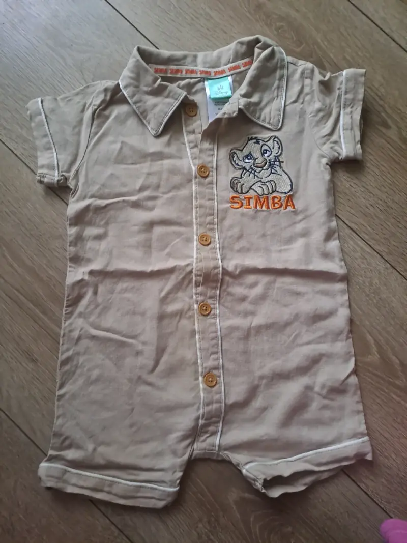 Enterito de bebé Simba beige con botones
