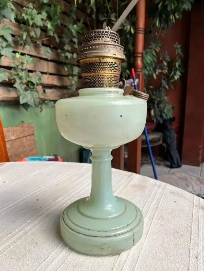 Lámpara de aceite vintage de vidrio verde