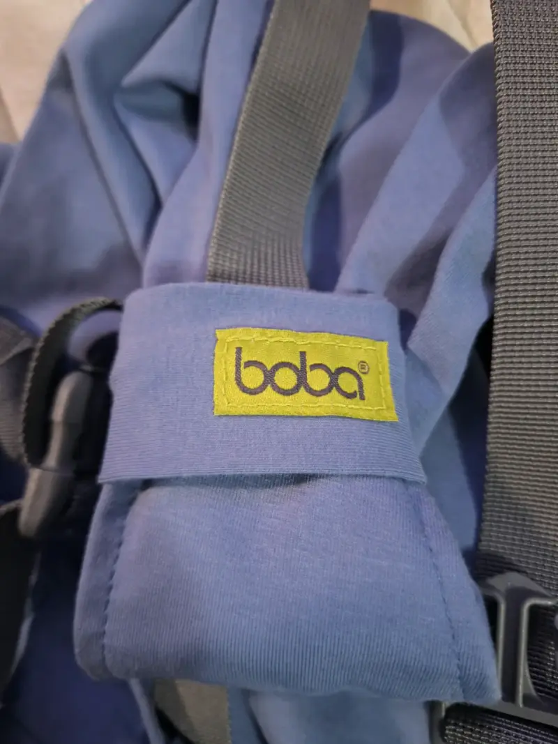 Mochila portabebés Boba azul con correas ajustables - 1