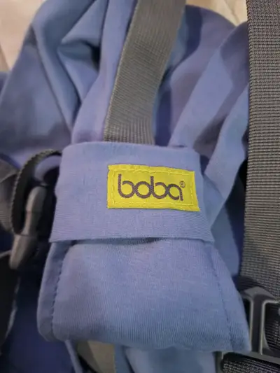 Mochila portabebés Boba azul con correas ajustables - miniatura 1