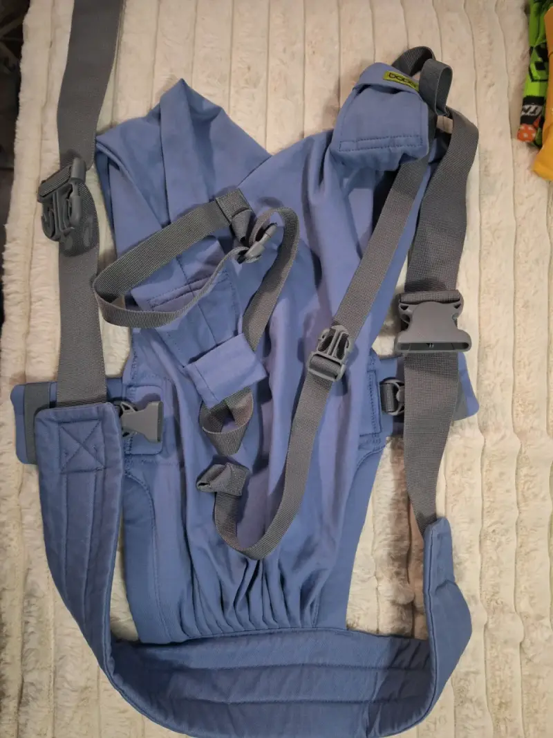 Mochila portabebés Boba azul con correas ajustables - 2